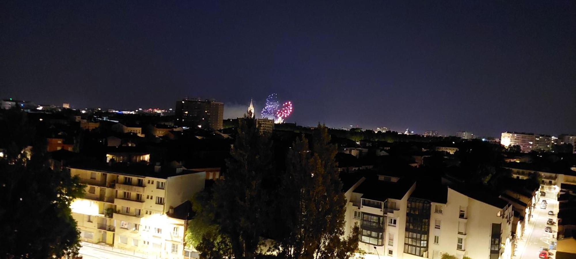 Le Panoramique Apartment Toulouse Ngoại thất bức ảnh